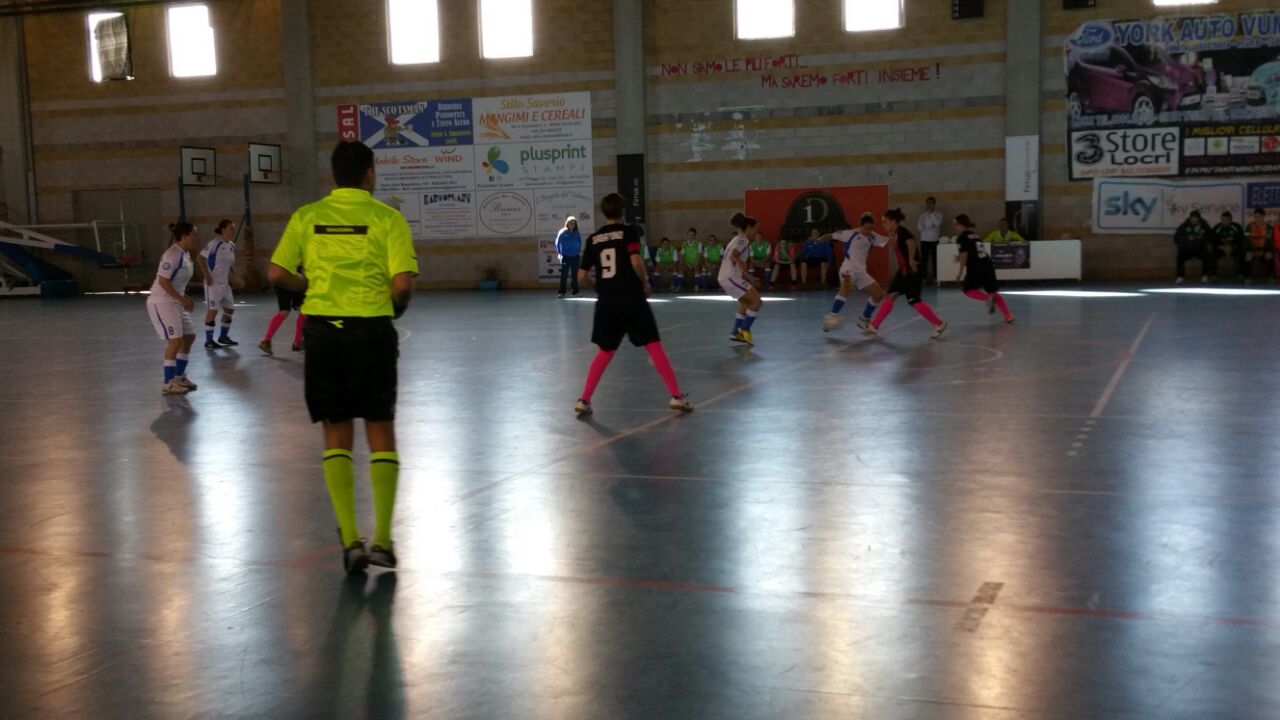 Sporting Locri – Futsal P5 Palermo: 3 a 3. Un finale da brividi risparmia le Nikite
