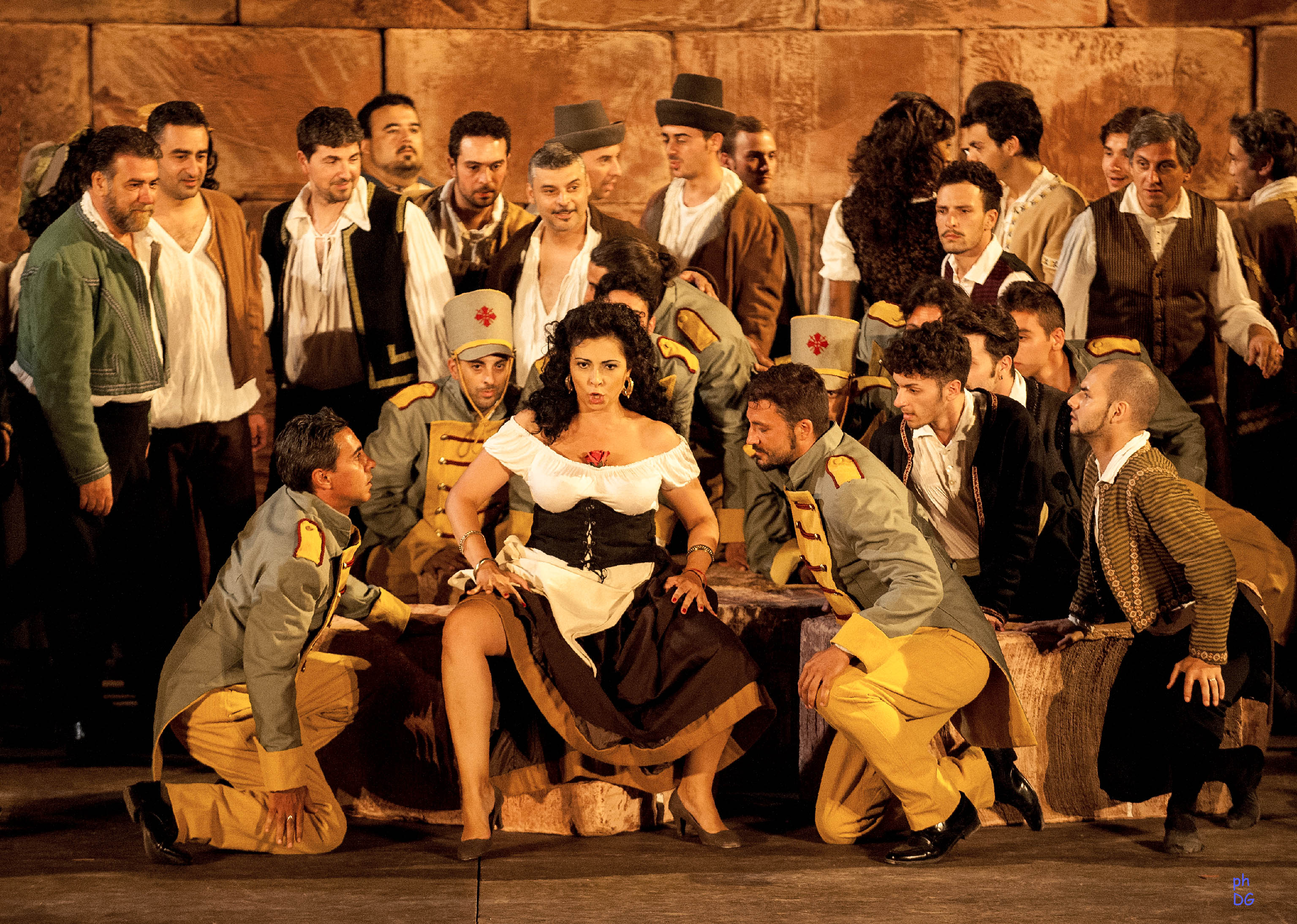 A qualche ora dal debutto di “Carmen” al Teatro Antico di Taormina
